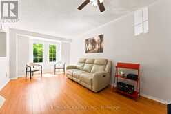 16 WHITE'S HILL AVENUE | Markham Ontario | Slide Image Five