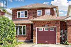 33 CHURCHLAND DRIVE | Barrie Ontario | Slide Image Three