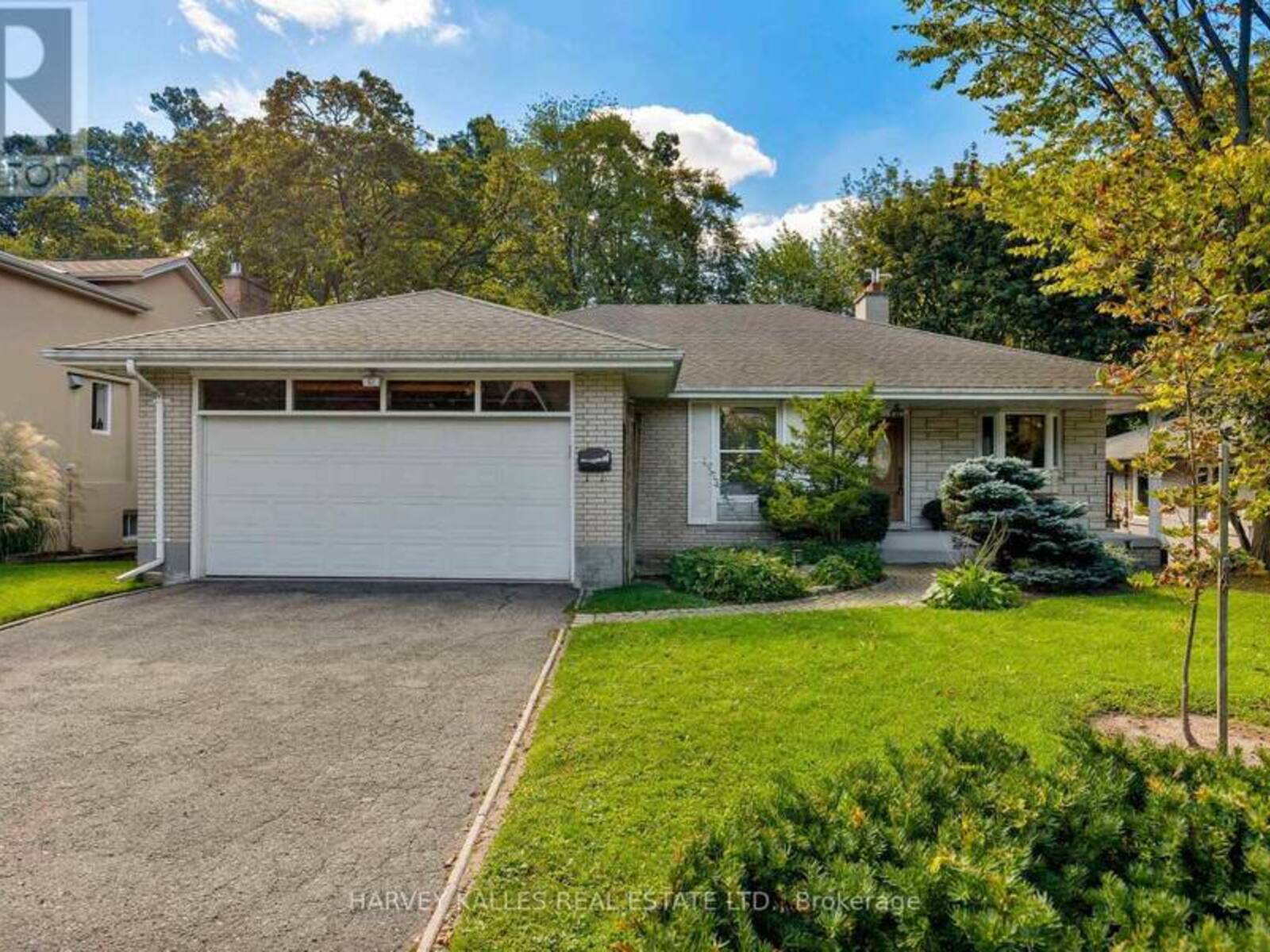 63 TWYFORD ROAD, Toronto, Ontario M9A 1W5