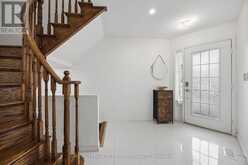 7339 BLACK WALNUT TRAIL | Mississauga Ontario | Slide Image Three
