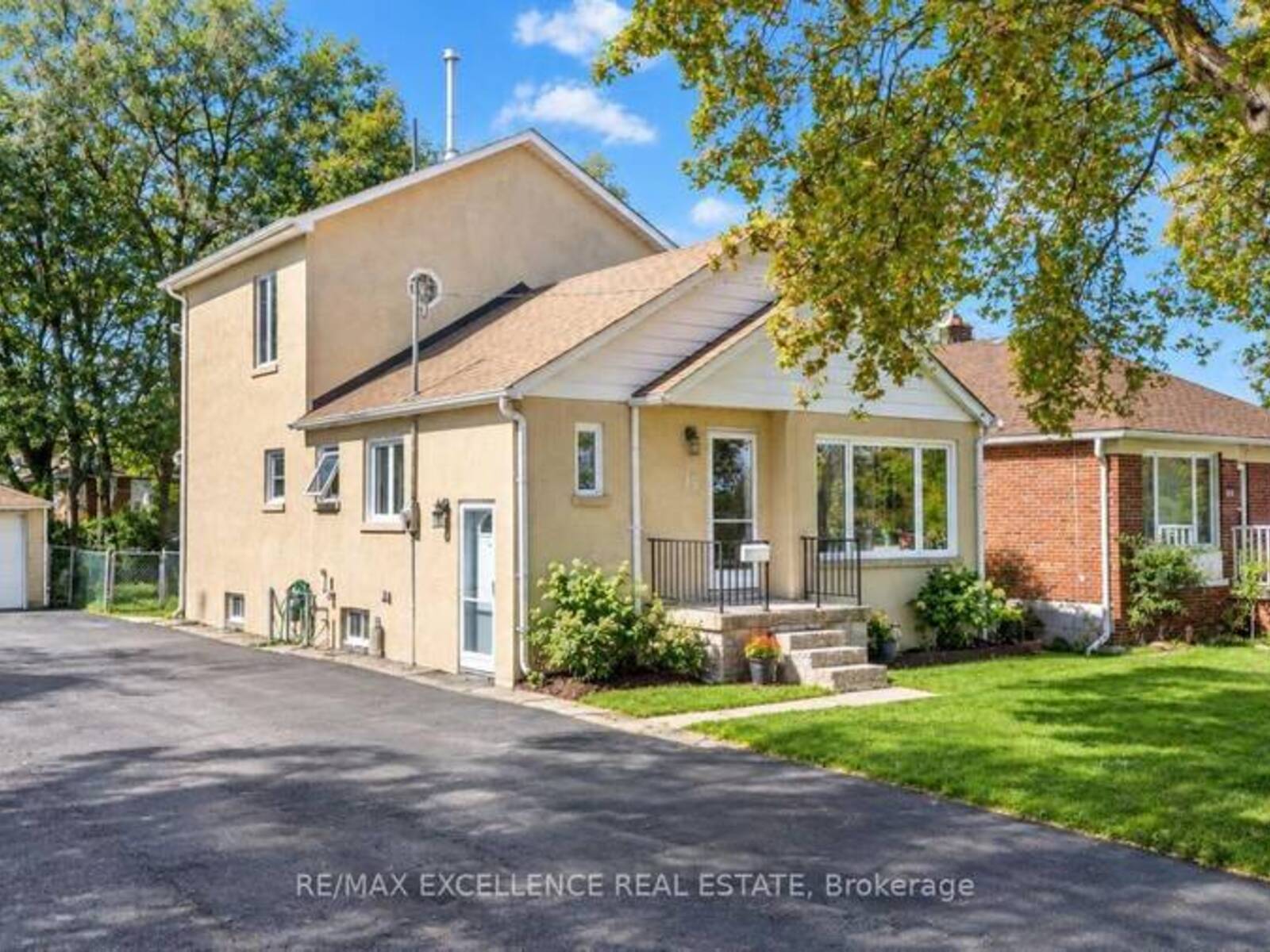 49 BARRHEAD CRESCENT, Toronto, Ontario M9W 3Z8