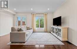 21 - 745 FARMSTEAD DRIVE | Milton Ontario | Slide Image Six