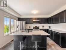 100 MAGPIE WAY | Whitby Ontario | Slide Image Nineteen