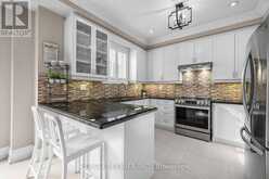 47 BERRY TRAIL | Vaughan Ontario | Slide Image Thirteen