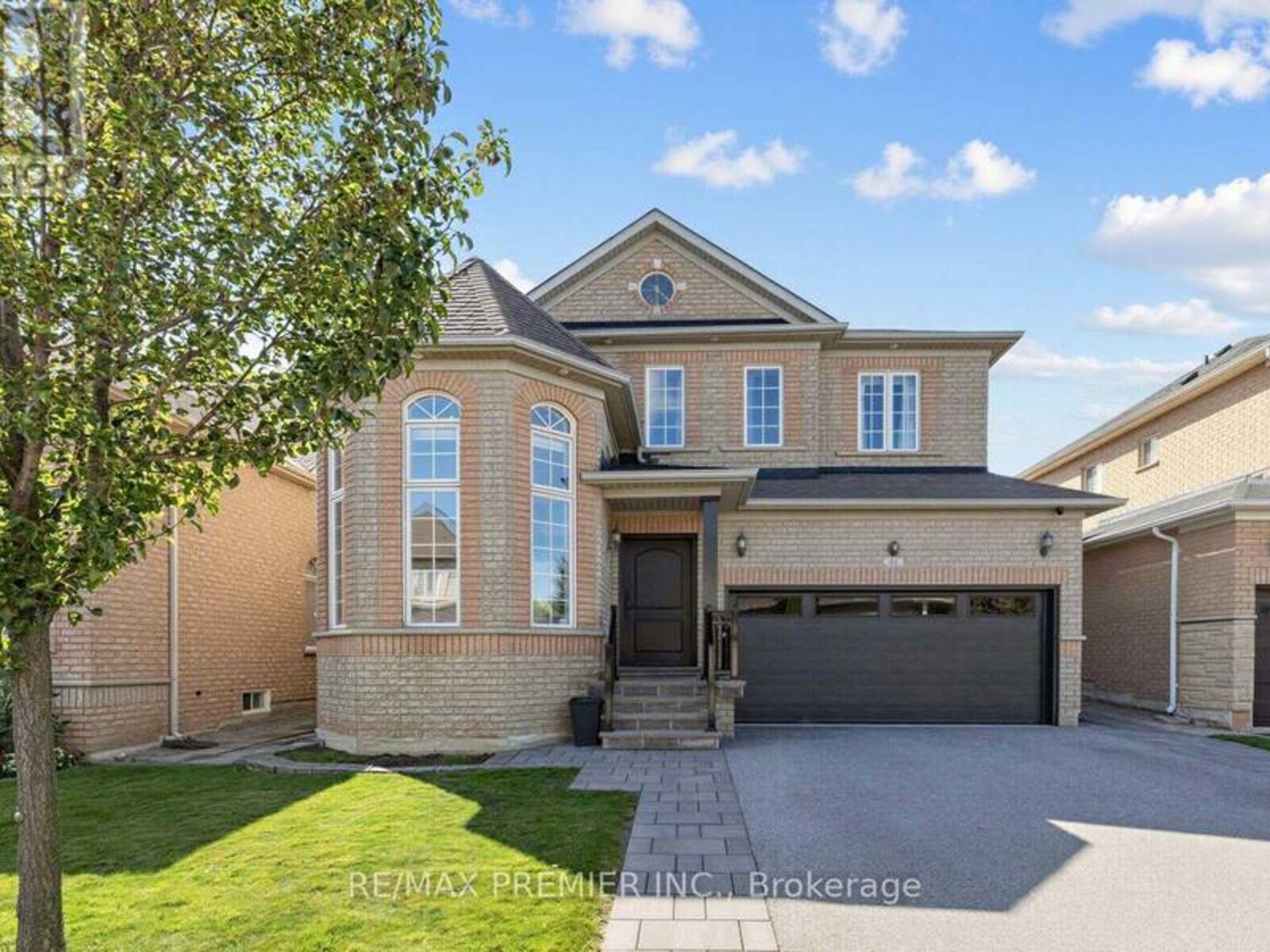 47 BERRY TRAIL, Vaughan, Ontario L4H 2T4