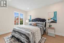 80 LIVING CRESCENT | Markham Ontario | Slide Image Thirty-three