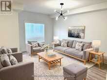 4 - 110 GREW BOULEVARD | Georgina Ontario | Slide Image Six