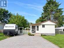 10 SHAMROCK CRESCENT | Angus Ontario | Slide Image One