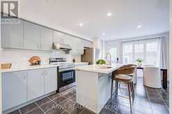 375 WHITE'S HILL AVENUE | Markham Ontario | Slide Image Twelve