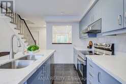 375 WHITE'S HILL AVENUE | Markham Ontario | Slide Image Fifteen