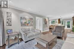 28 INNIS CRESCENT | Richmond Hill Ontario | Slide Image Ten