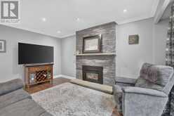 28 INNIS CRESCENT | Richmond Hill Ontario | Slide Image Twenty-two
