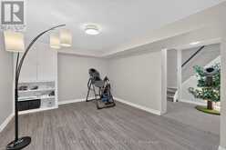 28 INNIS CRESCENT | Richmond Hill Ontario | Slide Image Thirty-five