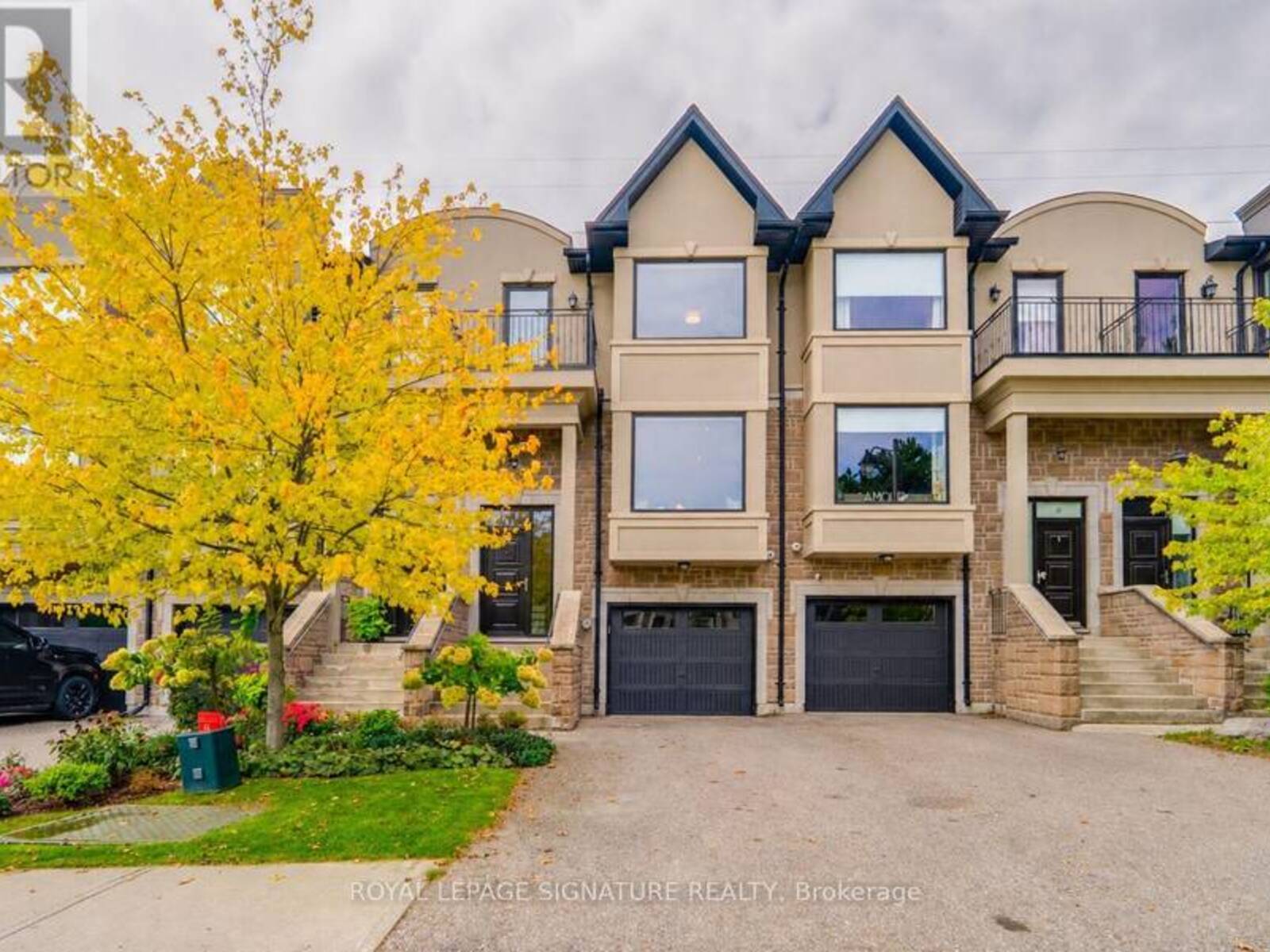 18 MATTHEW COURT, Toronto, Ontario M9B 0C1