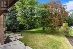 23 LORRAINE GARDENS | Toronto Ontario | Slide Image Twenty