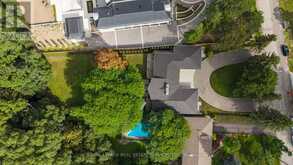 23 LORRAINE GARDENS | Toronto Ontario | Slide Image Forty-eight
