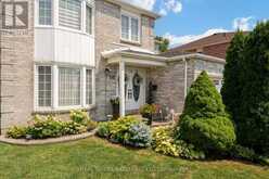 60 RAVENSWOOD DRIVE | Brampton Ontario | Slide Image Three