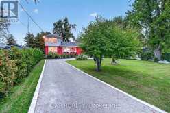 88 IRVING DRIVE | Georgina Ontario | Slide Image Five