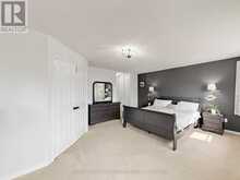 81 PINNACLE TRAIL | Aurora Ontario | Slide Image Thirty