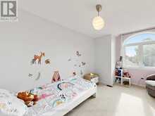 81 PINNACLE TRAIL | Aurora Ontario | Slide Image Thirty-five