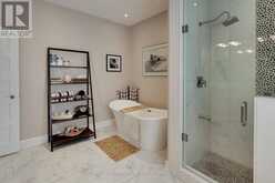 224 LAKESHORE ROAD E | Oro-Medonte Ontario | Slide Image Seventeen