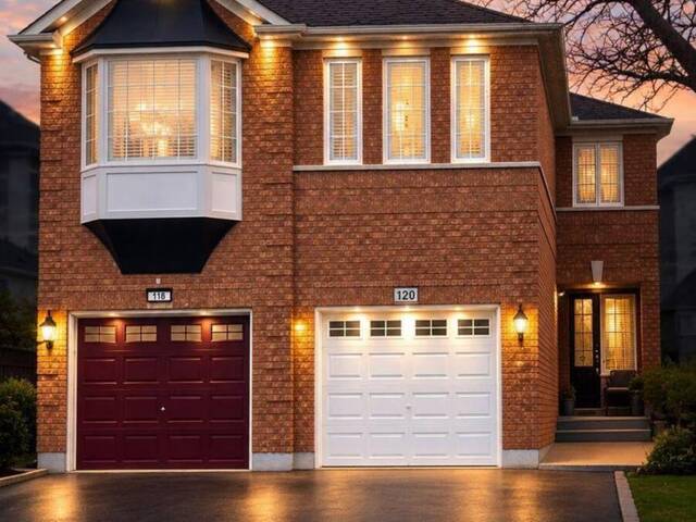 120 BUNCHBERRY WAY Brampton Ontario, L6R 2E7 - 4 Bedrooms Home For Sale