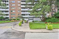 413 - 240 SCARLETT ROAD W | Toronto Ontario | Slide Image Three
