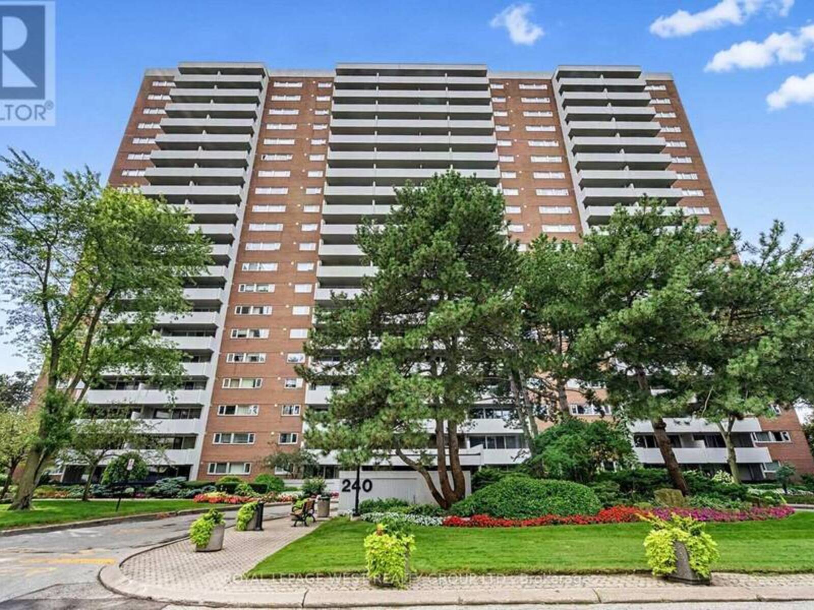 413 - 240 SCARLETT ROAD W, Toronto, Ontario M6N 4X4