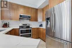 2092 ENGLISH CRESCENT | Burlington Ontario | Slide Image Seven