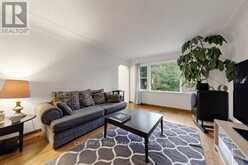357 EAST 17TH STREET | Hamilton Ontario | Slide Image Seven