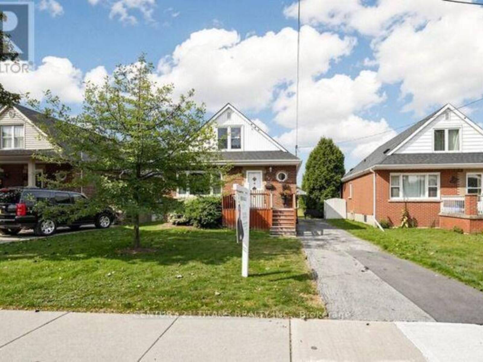 357 EAST 17TH STREET, Hamilton, Ontario L9A 4N1