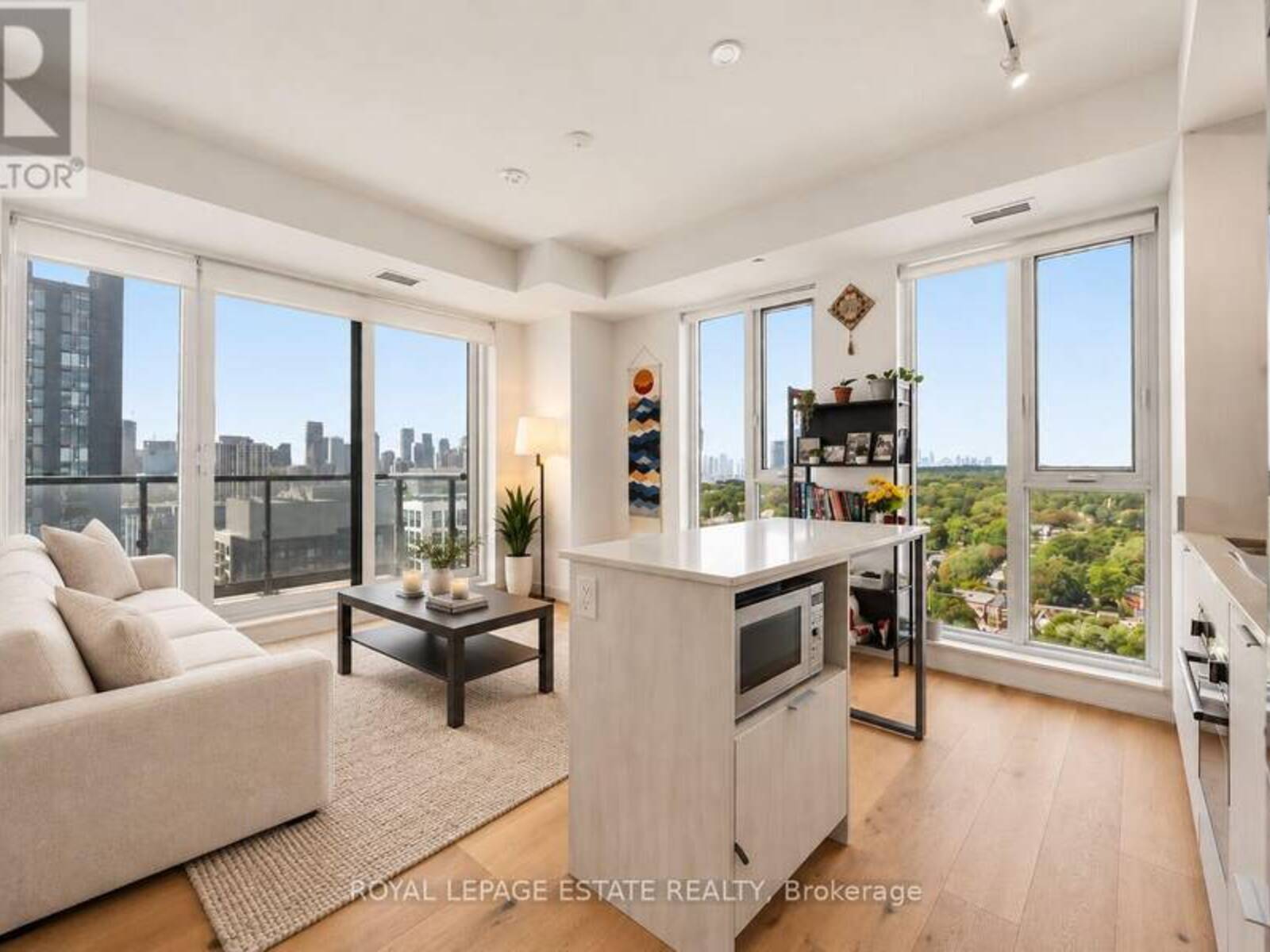2008 - 130 RIVER STREET, Toronto, Ontario M5A 0R8