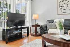 581A DELAWARE AVENUE | Toronto Ontario | Slide Image Seven