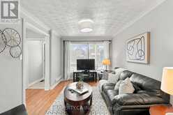 581A DELAWARE AVENUE | Toronto Ontario | Slide Image Eight