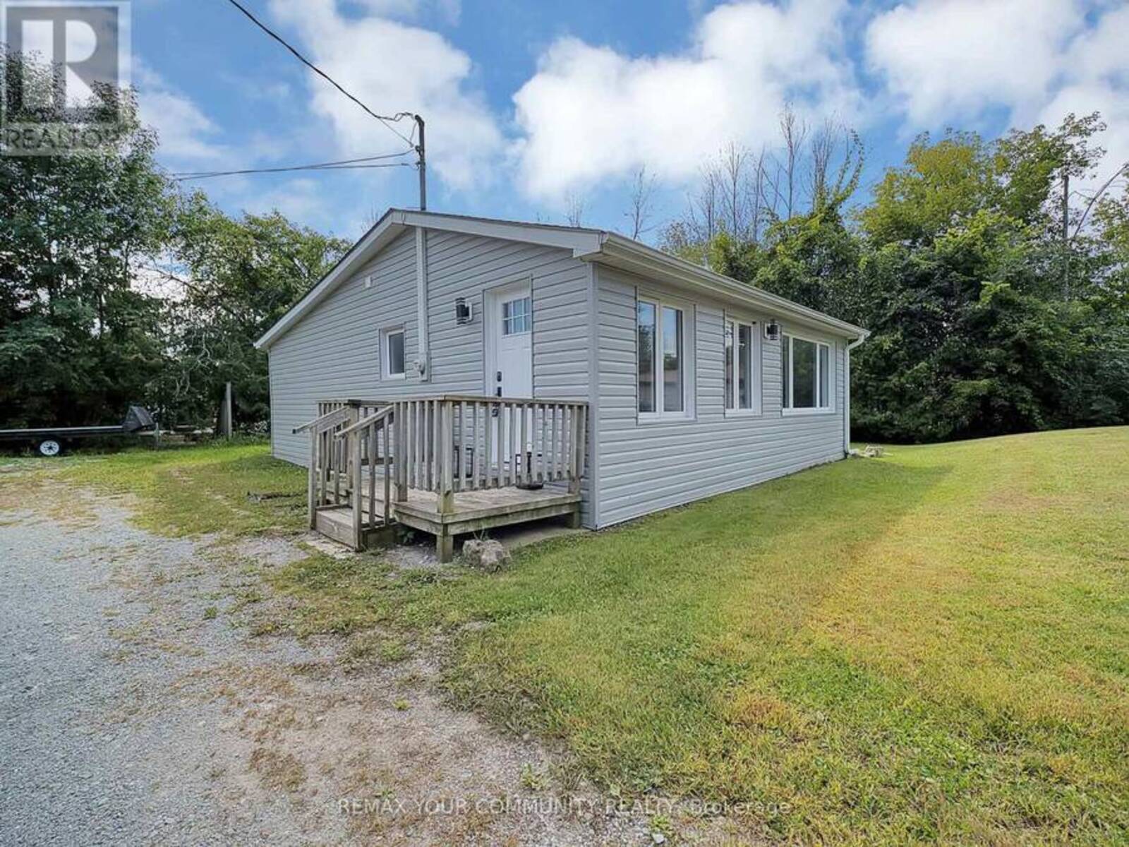18 ISLE VISTA DRIVE, Georgina, Ontario L0E 1N0