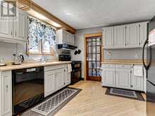 397 WINNIFRED DRIVE | Georgina Ontario | Slide Image Twelve