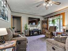 397 WINNIFRED DRIVE | Georgina Ontario | Slide Image Seven