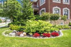 1116 VETERANS WAY | Newmarket Ontario | Slide Image Three