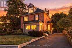 627 MAPLE AVENUE | Burlington Ontario | Slide Image Two