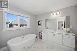 69 LEADEN HALL DRIVE | East Gwillimbury Ontario | Slide Image Thirty-three