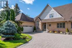422 FALCONWOOD HOLLOW | Aurora Ontario | Slide Image Three