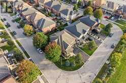 29 ROYAL LINKS CIRCLE | Brampton Ontario | Slide Image Four