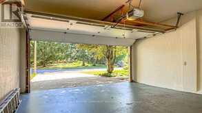 6 COTTONWOOD COURT | Ancaster Ontario | Slide Image Thirty-six