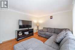 524 EAST 16TH STREET | Hamilton Ontario | Slide Image Ten