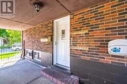 524 EAST 16TH STREET | Hamilton Ontario | Slide Image Seventeen