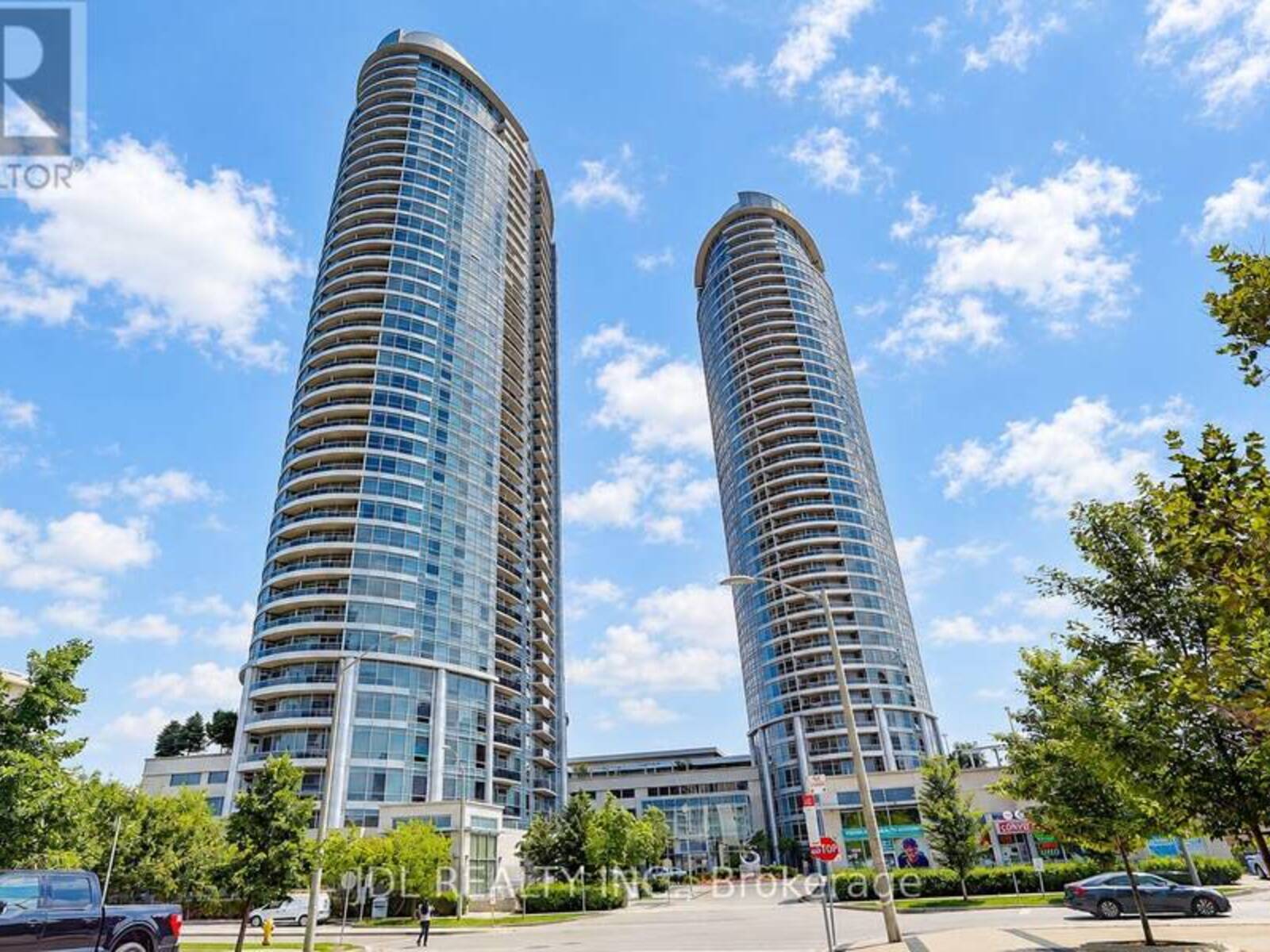 1208 - 125 VILLAGE GREEN SQUARE, Toronto, Ontario M1S 0G3