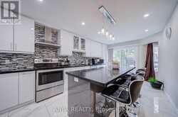 39 MILLCROFT WAY | Vaughan Ontario | Slide Image Eighteen