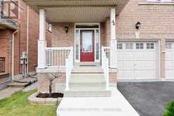 44 PERGOLA WAY | Brampton Ontario | Slide Image Four