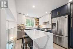 213 SIMONSTON BOULEVARD | Markham Ontario | Slide Image Sixteen