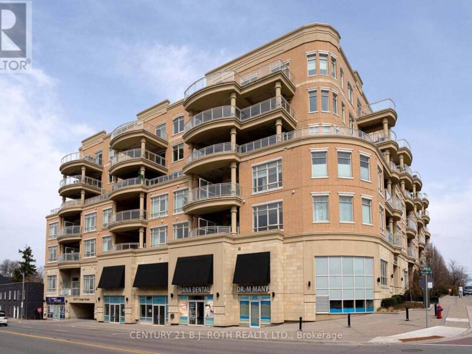 313 - 15277 YONGE STREET S, Aurora, Ontario L4G 1Y3